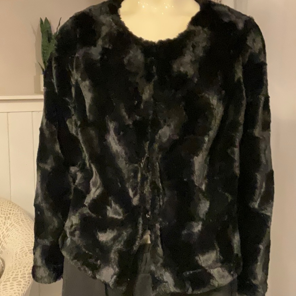 Pretty woman black plush jacket